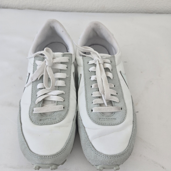 Nike Daybreak 'Barely Green' Sneakers Size 8.5 - Picture 5 of 16